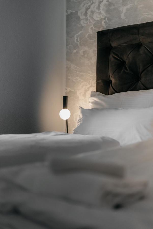 Hotel Riesengebirge نويهورف أن دير تْسين المظهر الخارجي الصورة