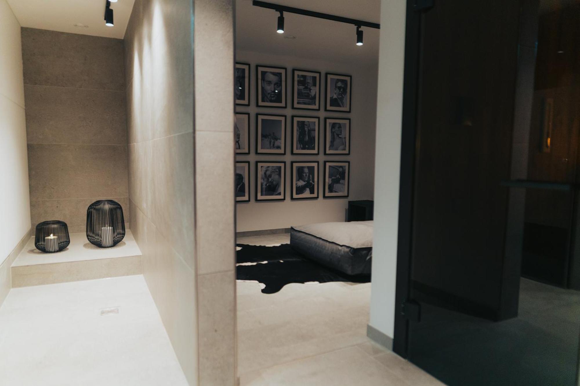 Hotel Riesengebirge نويهورف أن دير تْسين المظهر الخارجي الصورة